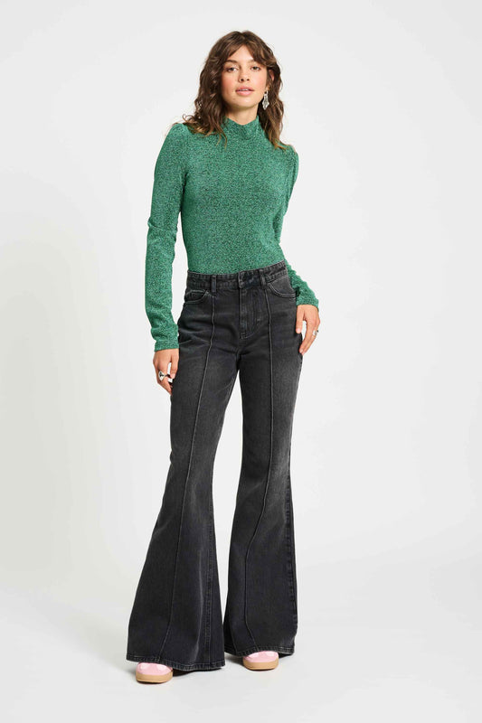 JEANS - Flare Washed Black