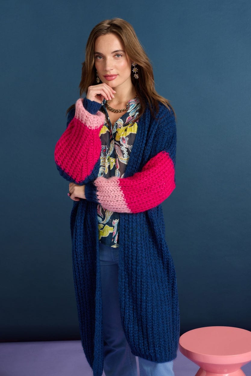 STRICKJACKE - Eternal Blue Blush