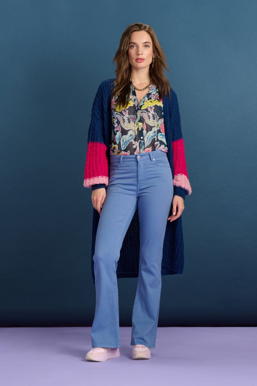 STRICKJACKE - Eternal Blue Blush