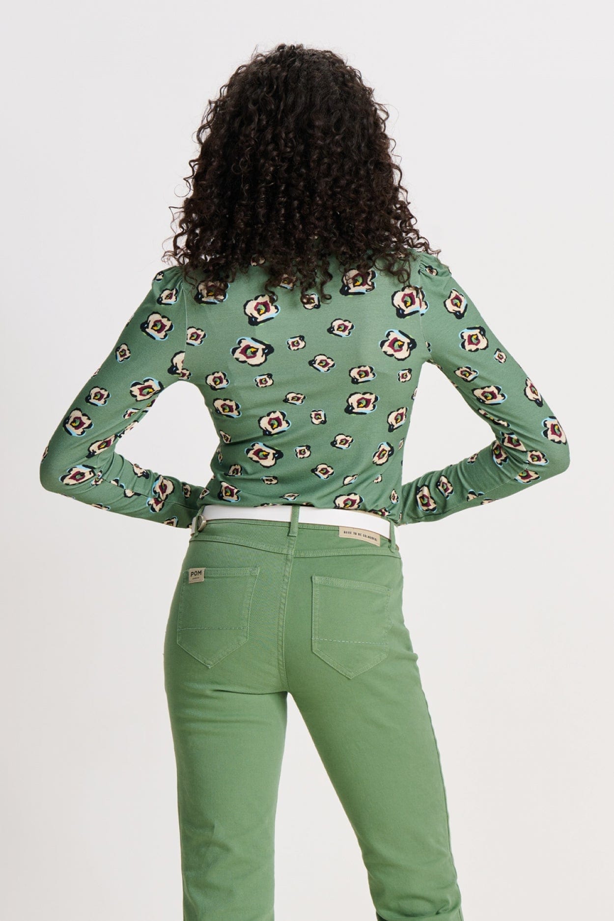 TURTLENECK - Flower Swirl Green