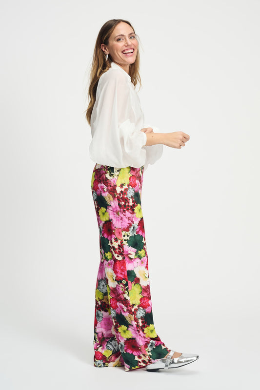HOSE - Satin Love Bouquet