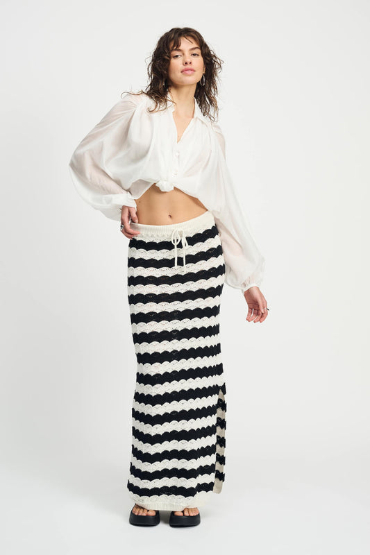 ROCK - Crochet Black White