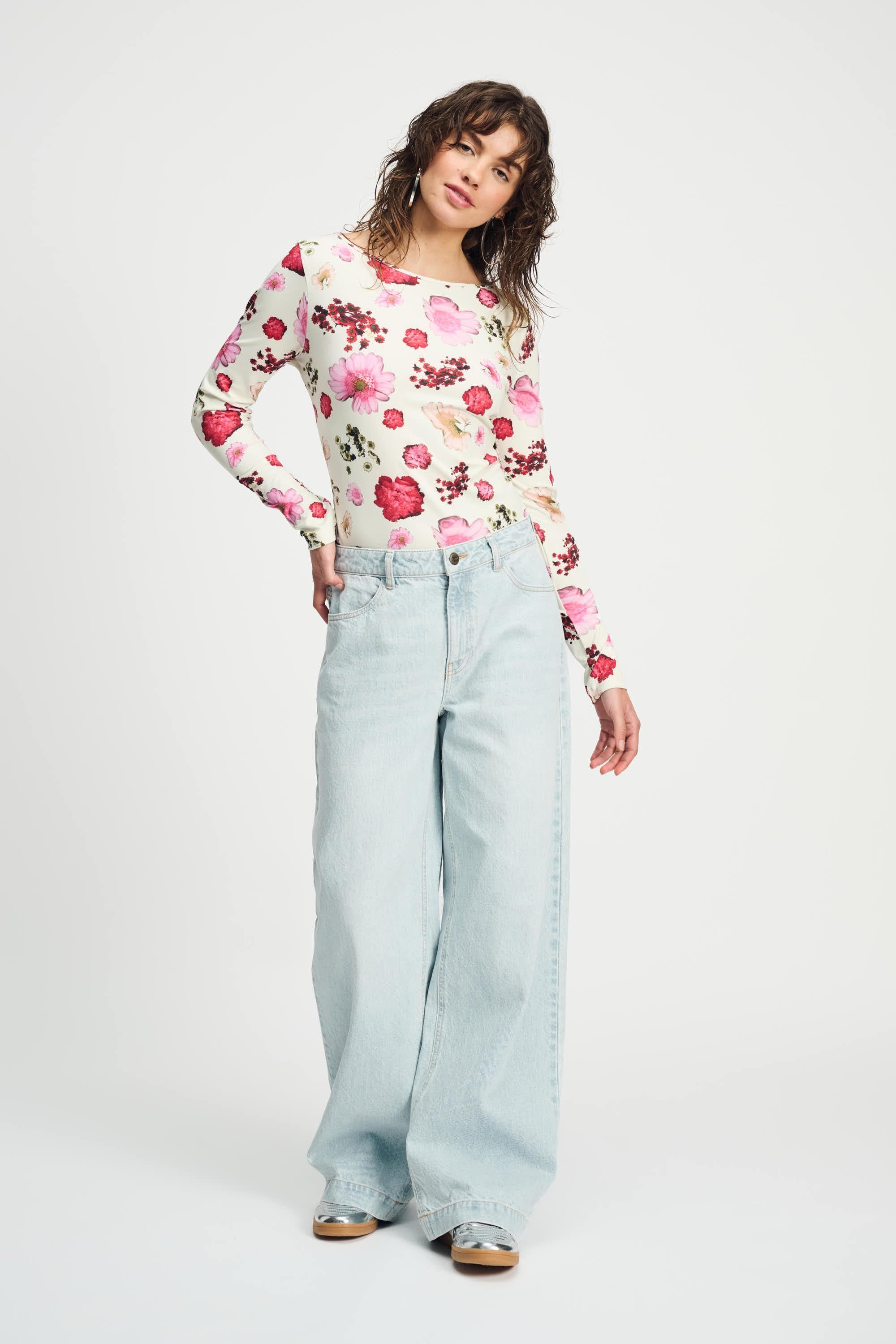 JEANS - Baggy Wide Leg Ultra Light Blue