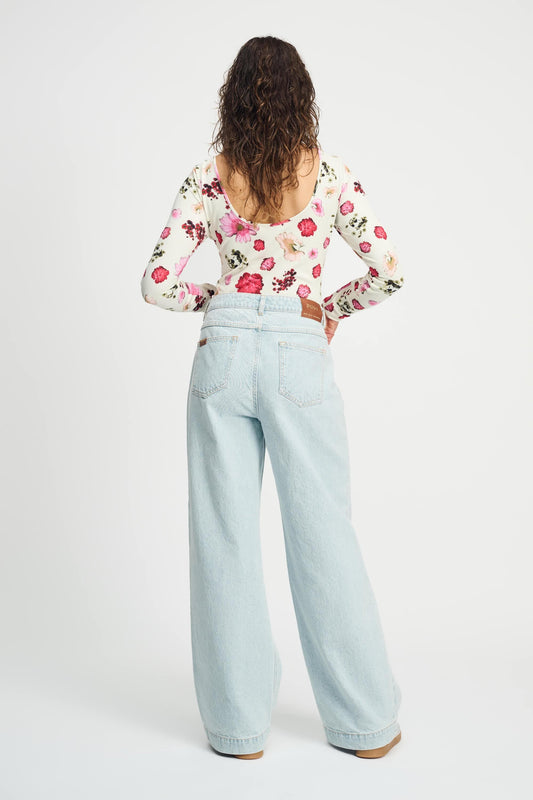 JEANS - Baggy Wide Leg Ultra Light Blue