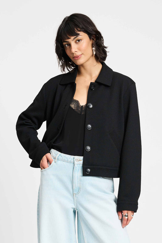 JACKE - Iris Black