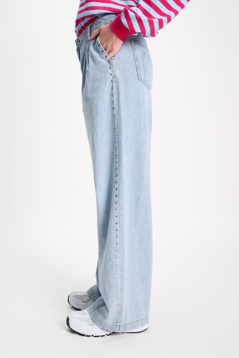 JEANS - Denim Mid Blue Studs