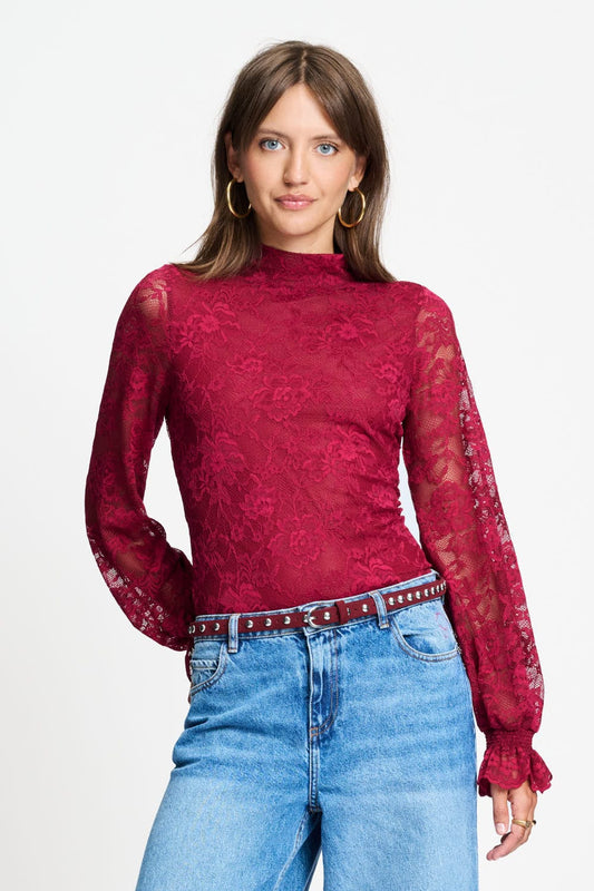 TURTLENECK - Ruby Lace Burgundy Red