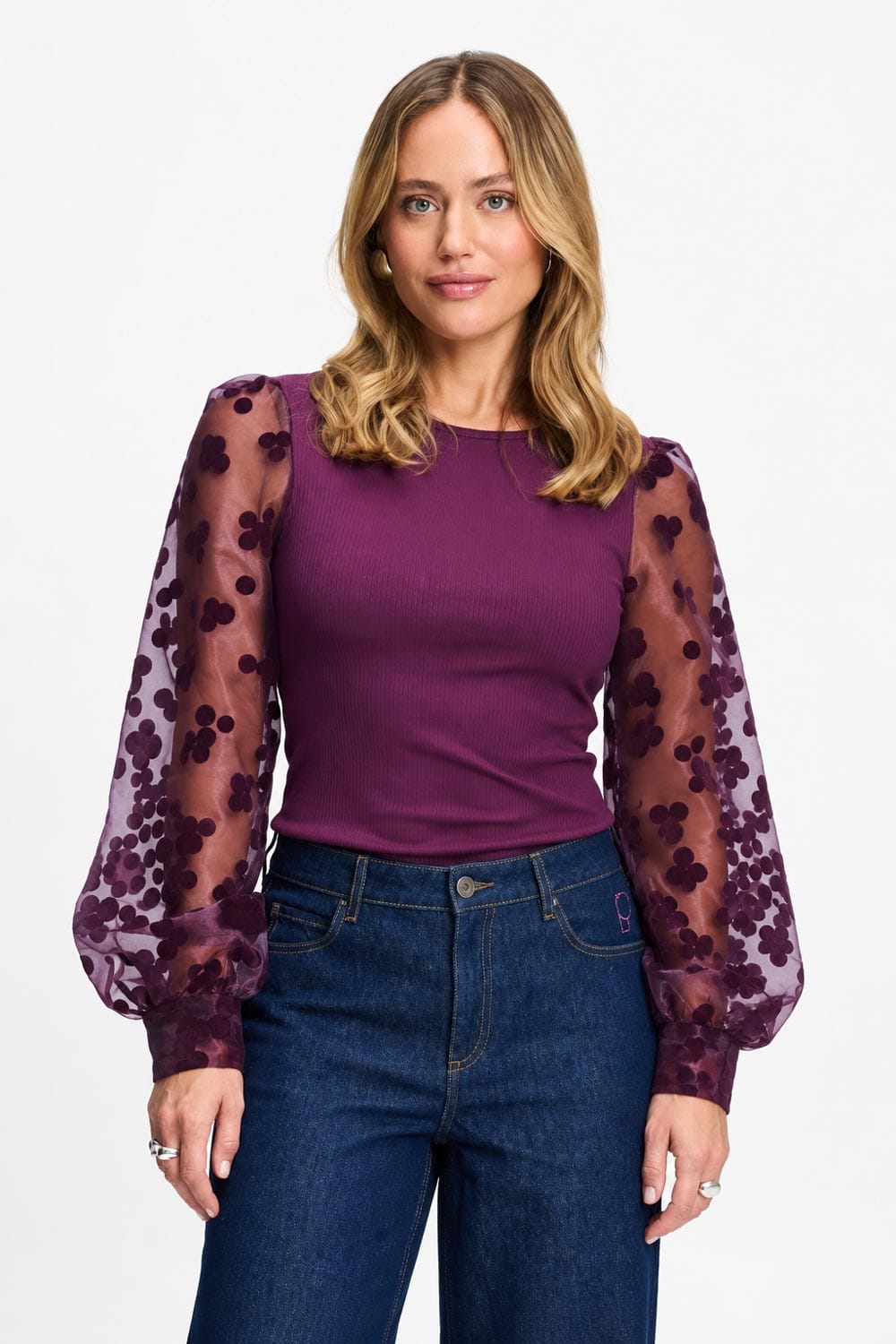 DARK PLUM
